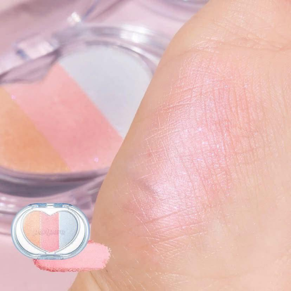 Phấn Bắt Sáng 3 Màu Peripera Heart Pocket Beam hình trái tim 3.3g