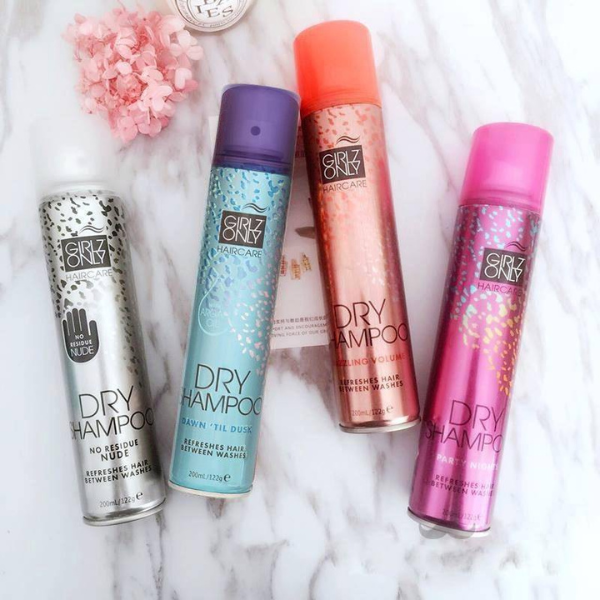 Dầu Gội Khô Girlz Only