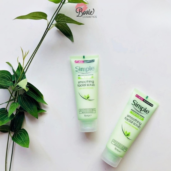Tẩy Tế Bào Chết Simple Kind to Skin Smoothing Facial Scrub Dành Cho Da Nhạy Cảm 75ml