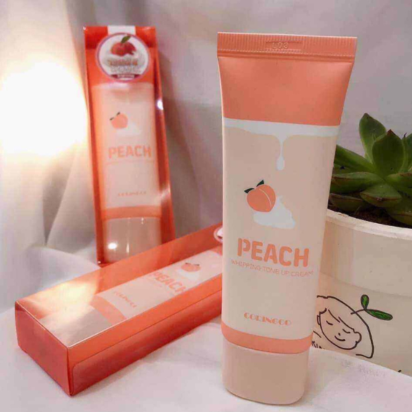 Kem đào dưỡng trắng da nâng tone Hàn Quốc Coringco Peach Whipping Tone Up Cream 50ml