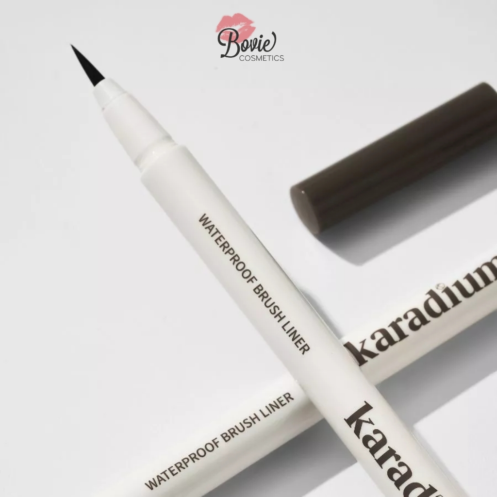 Bút dạ kẻ mắt Karadium Waterproof Brush Liner Black Eyeliner