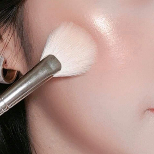 Phấn Bắt Sáng Catrice Glow Lover Oil-Infused 8g