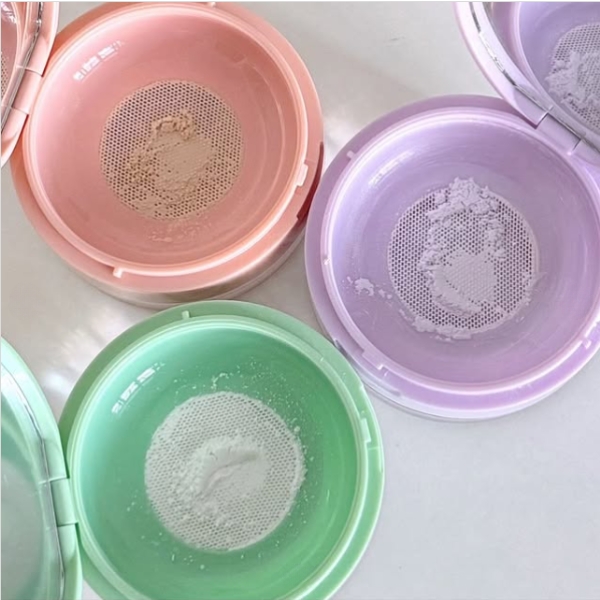 Phấn nền phủ bột kiềm dầu ODBO Soft Glow Oil Control Loose Powder OD6004