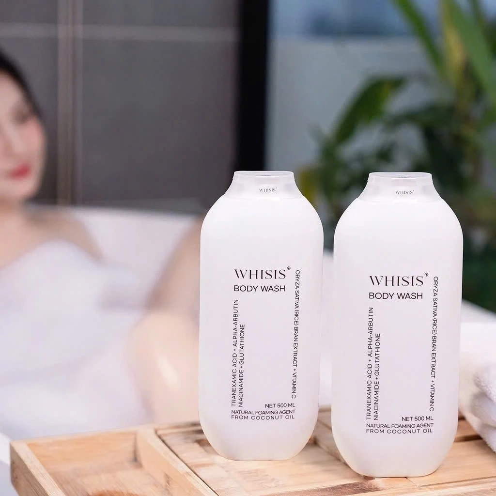 Sữa Tắm Sáng Da Dưỡng Ẩm Mềm Mượt Men Sữa Gạo Whisis Body Wash 500ml