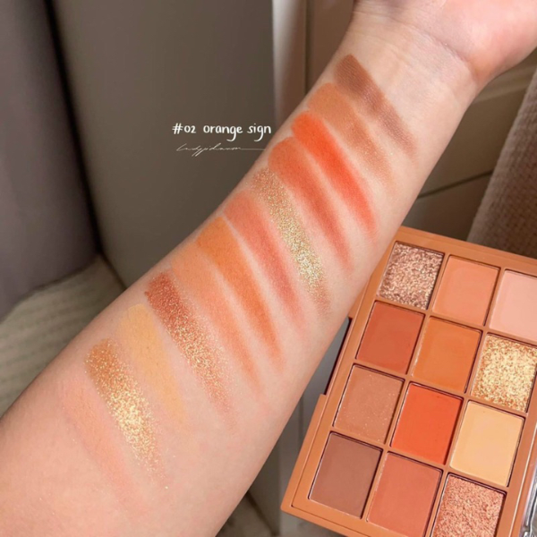 Bảng phấn mắt 12 ô Odbo Multi Look Eye Palette OD2012 gồm ánh nhũ và lì