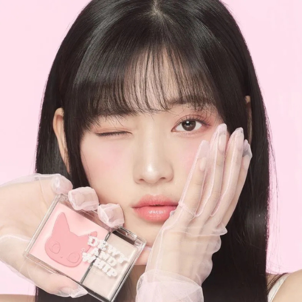 Má Hồng Kem Kèm Highlight Black Rouge Dewy Whip Cheek And Beam