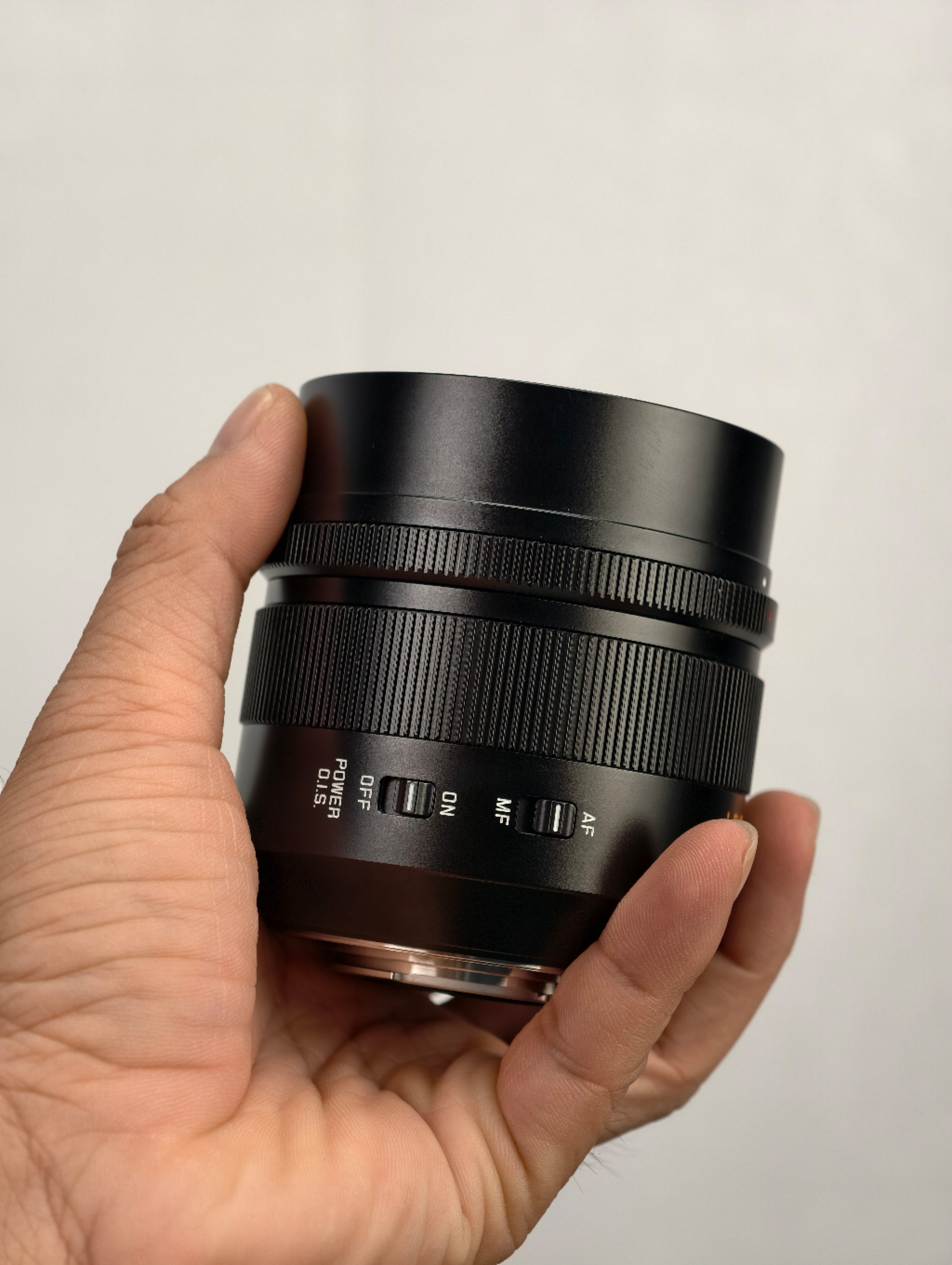 Panasonic Leica DG Nocticron 42.5mm f/1.2 ASPH. POWER O.I.S. Lens likenew