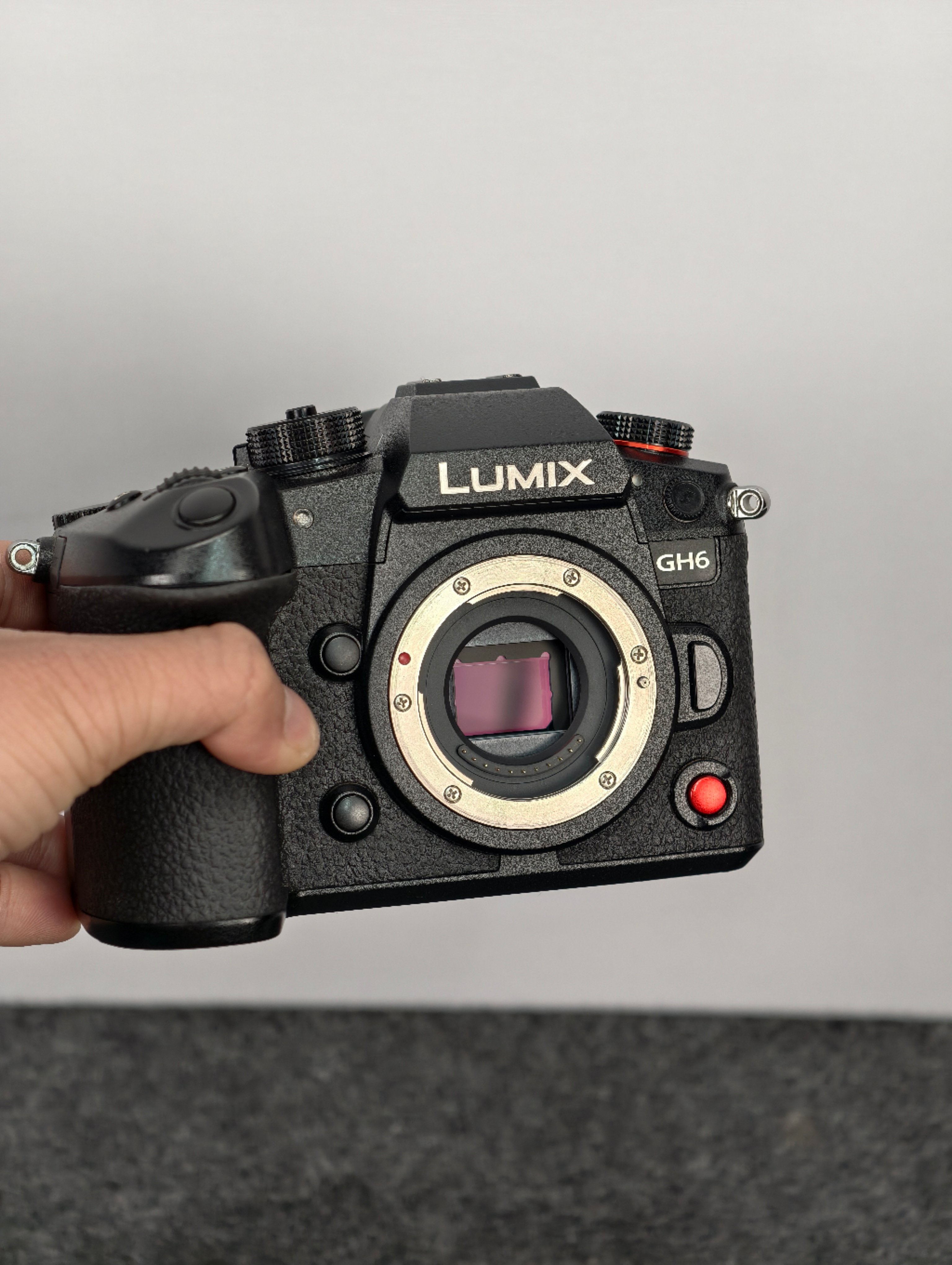 Lumix GH6 body cũ đẹp 10k shot