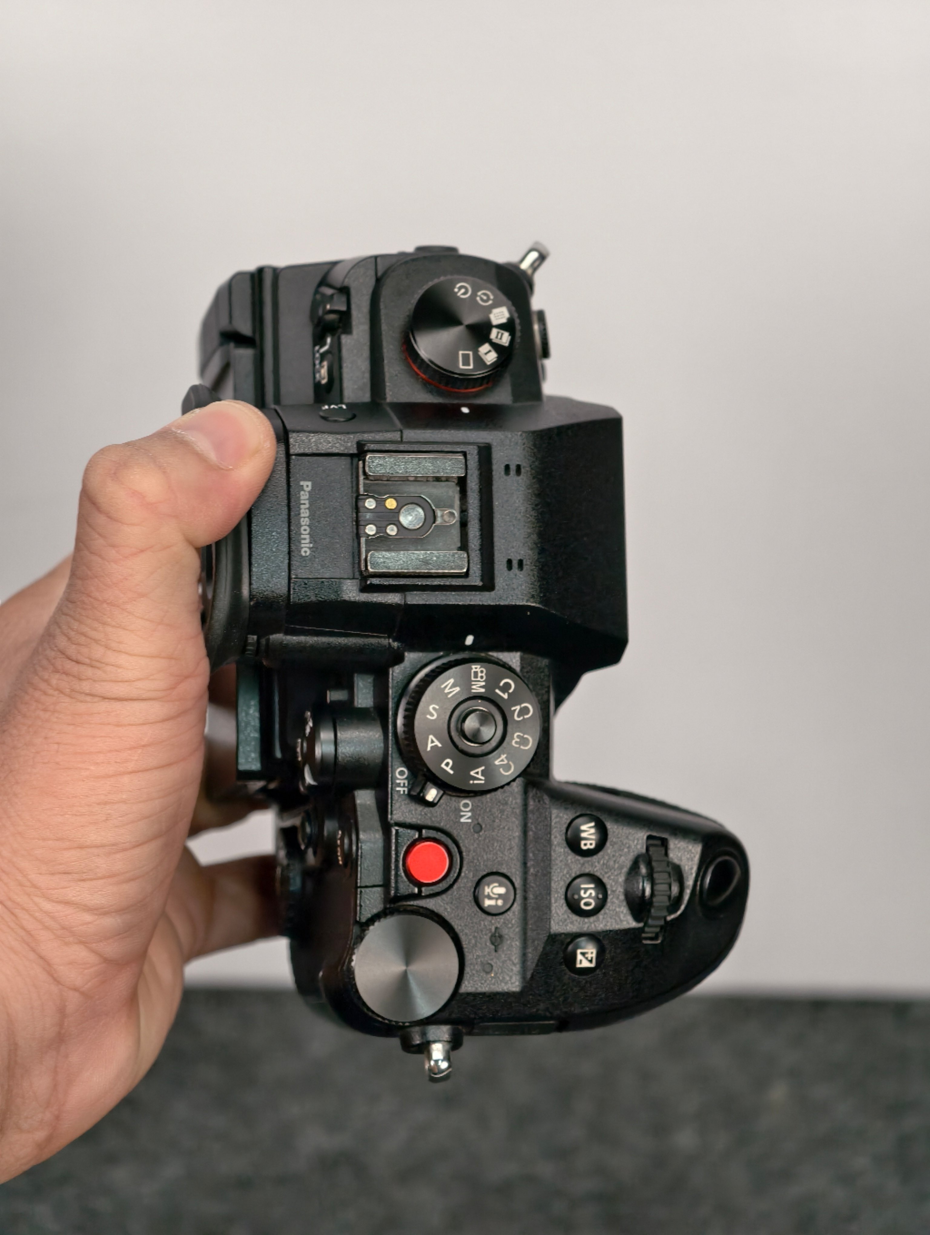 Lumix GH6 body cũ đẹp 10k shot