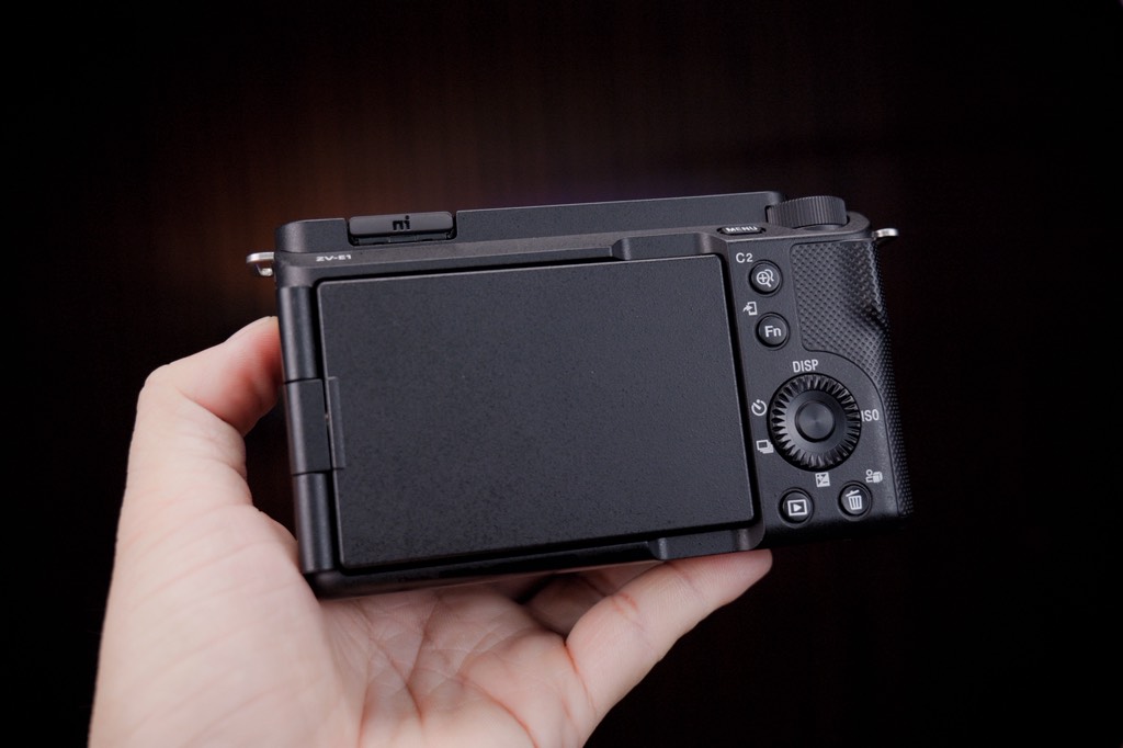 Sony ZV-E1 likenew pal/ntsc