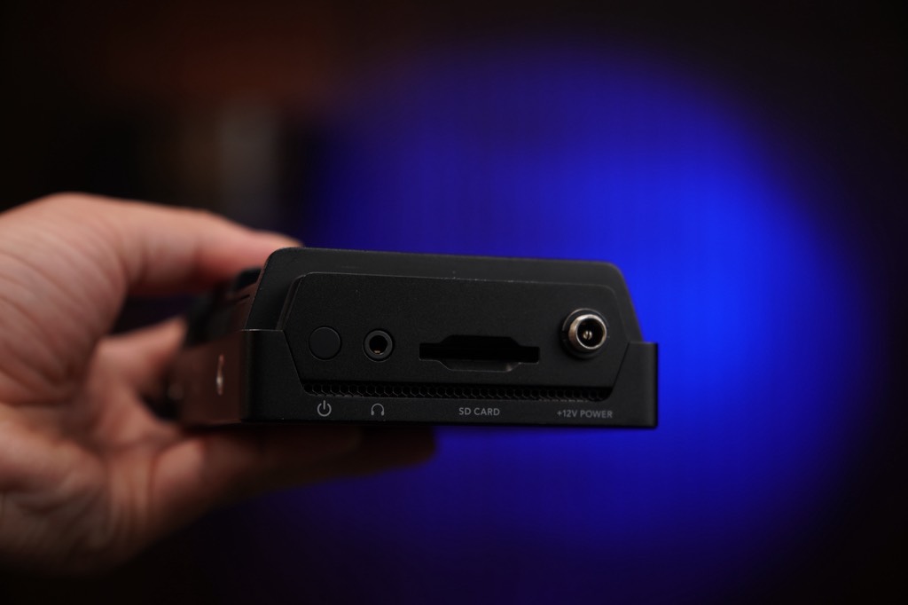 Blackmagic Design Video Assist 5" 12G-SDI/HDMI HDR Recording Monitor (likenew fullbox)