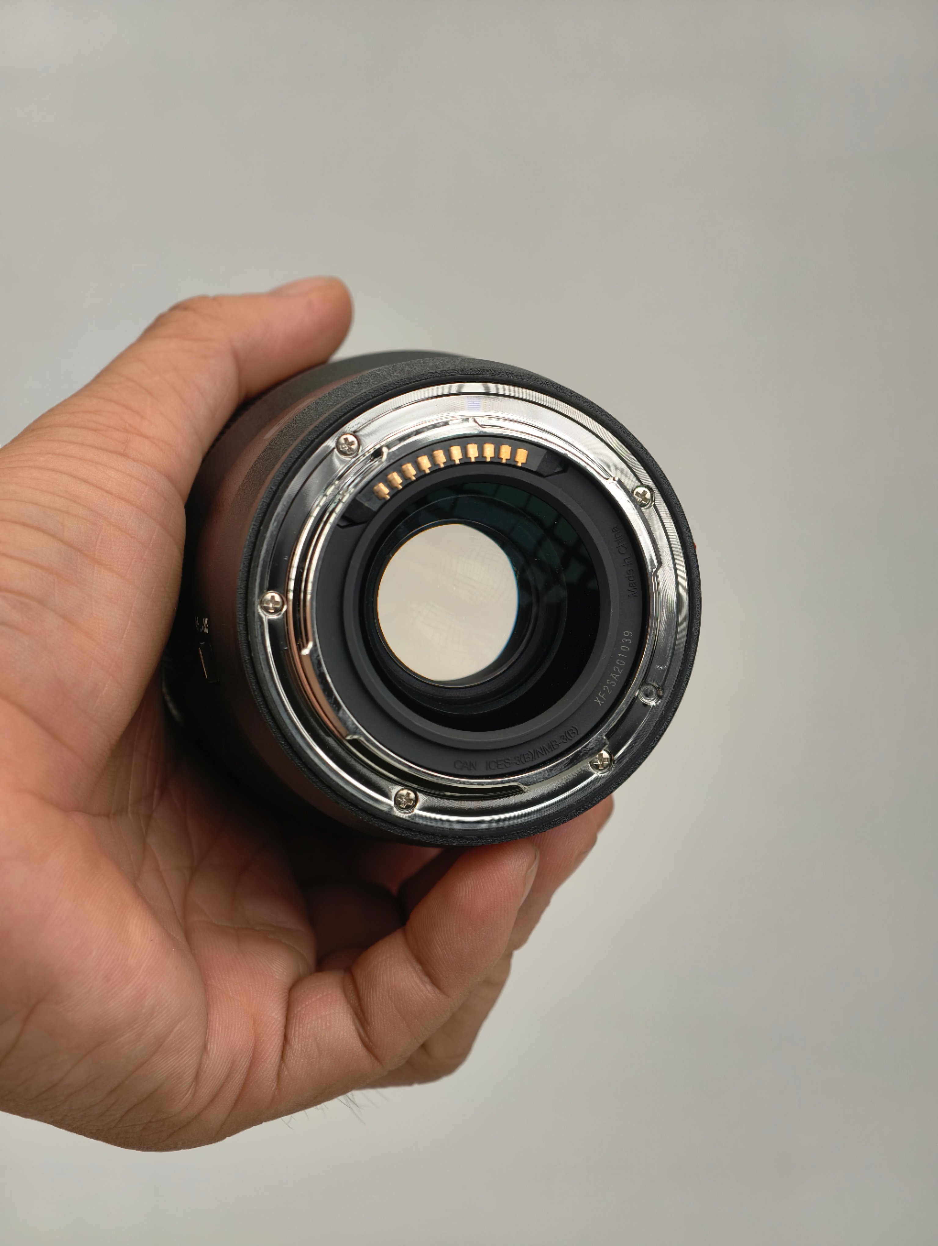 Lumix S 50mm f1.8 likenew