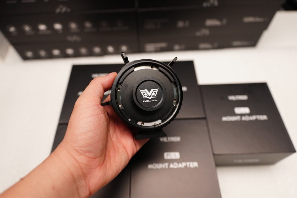 Viltrox PL>L adapter
