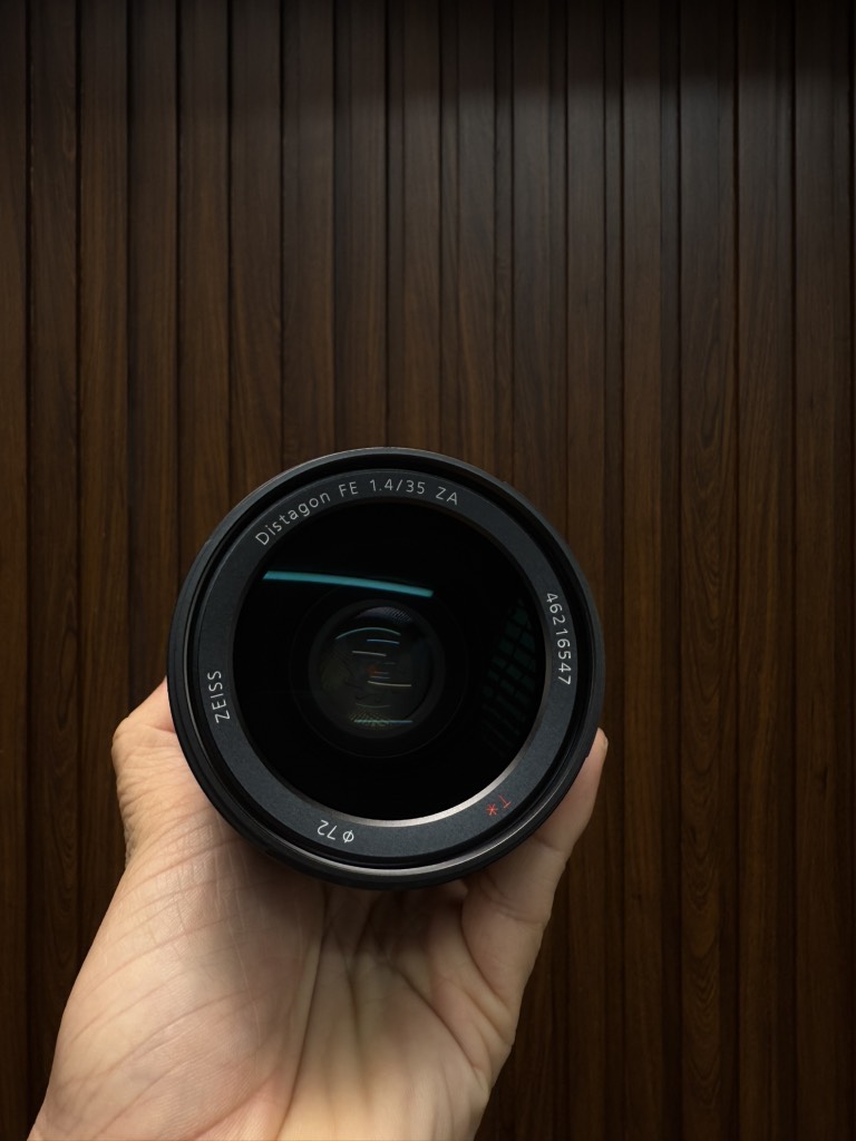 Distagon T* FE 35mm F1.4 ZA likenew đủ cap-hood zin