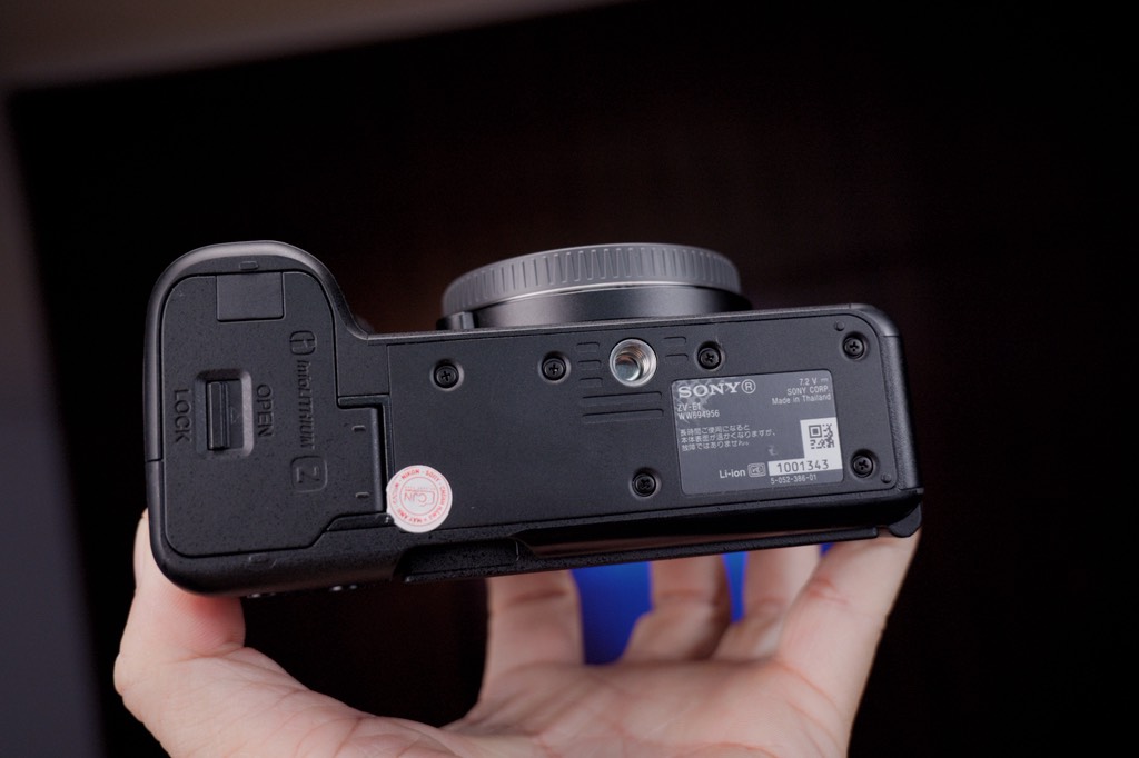 Sony ZV-E1 likenew pal/ntsc