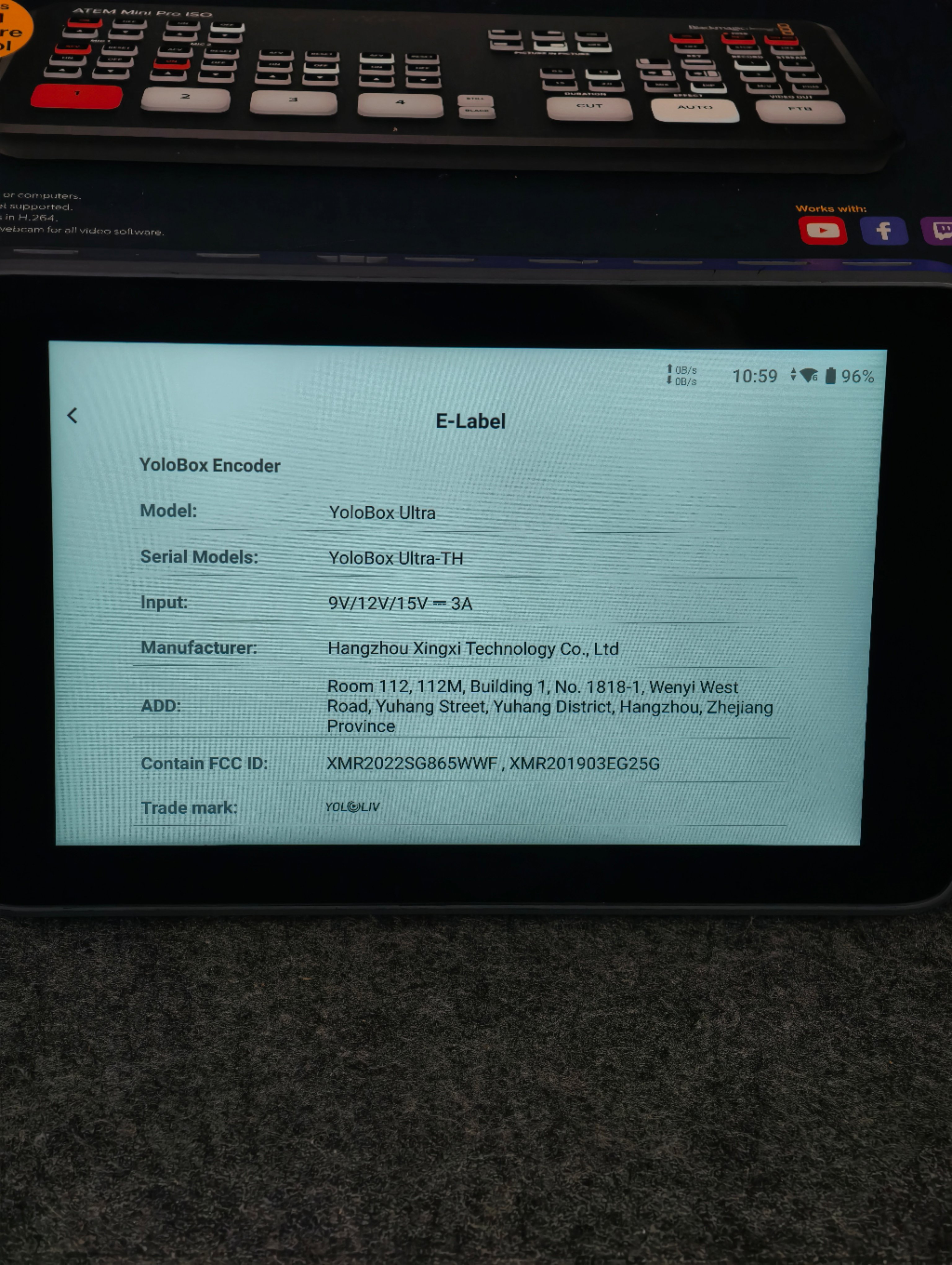 Yolobox Ultra cũ đẹp