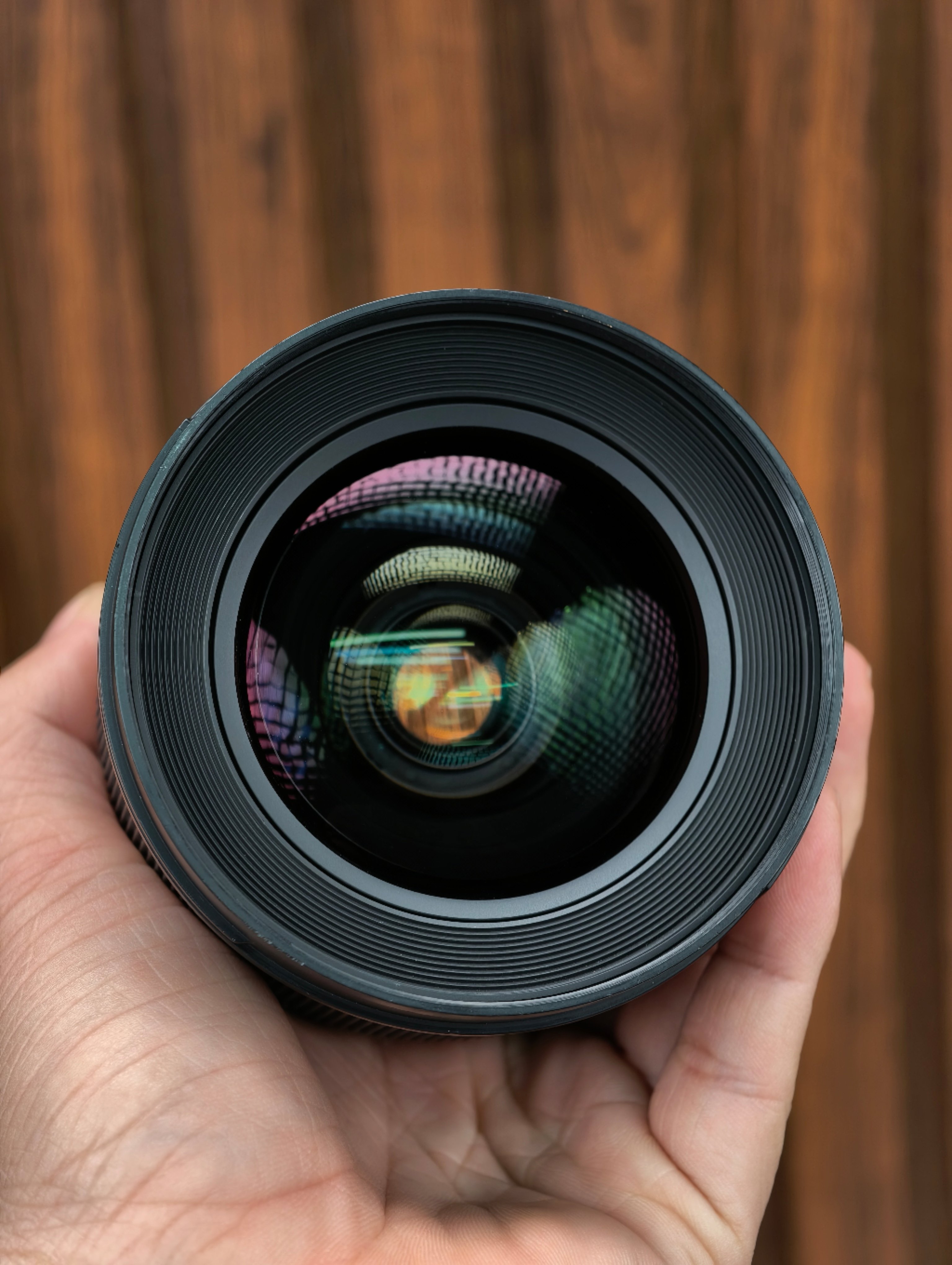 Sigma 24-35mm f/2 DG HSM Art Lens for Canon EF
likenew