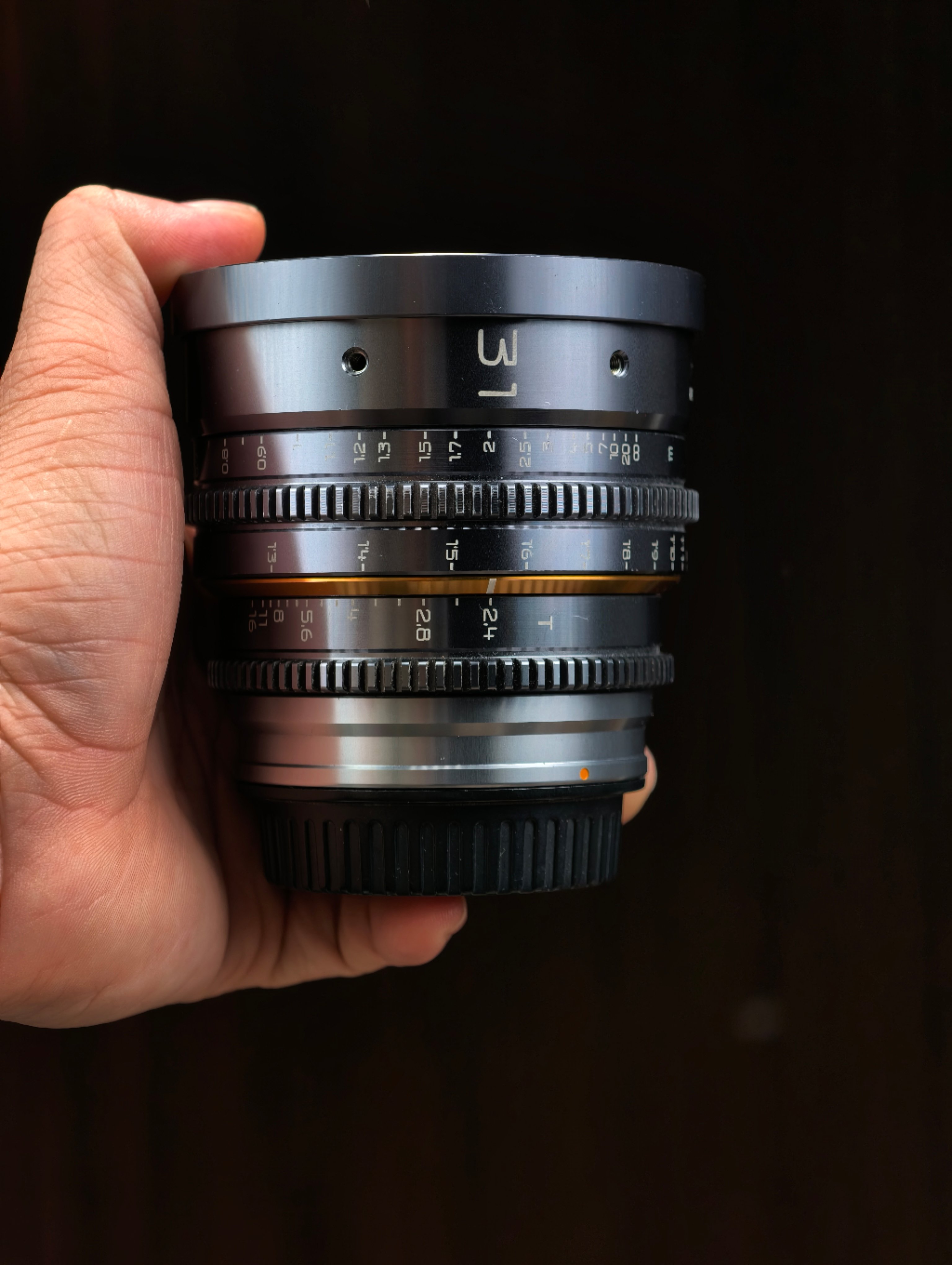 Dulens APO Mini Prime 31mm T2.4 Lens (PL & EF Mount) likenew fullbox