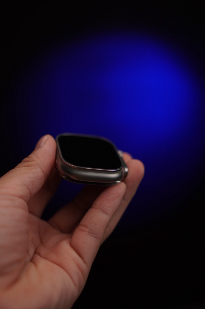 Apple Watch Ultra 2 + Titanium Milanese Loop (likenew fullbox, bh 6/2026)