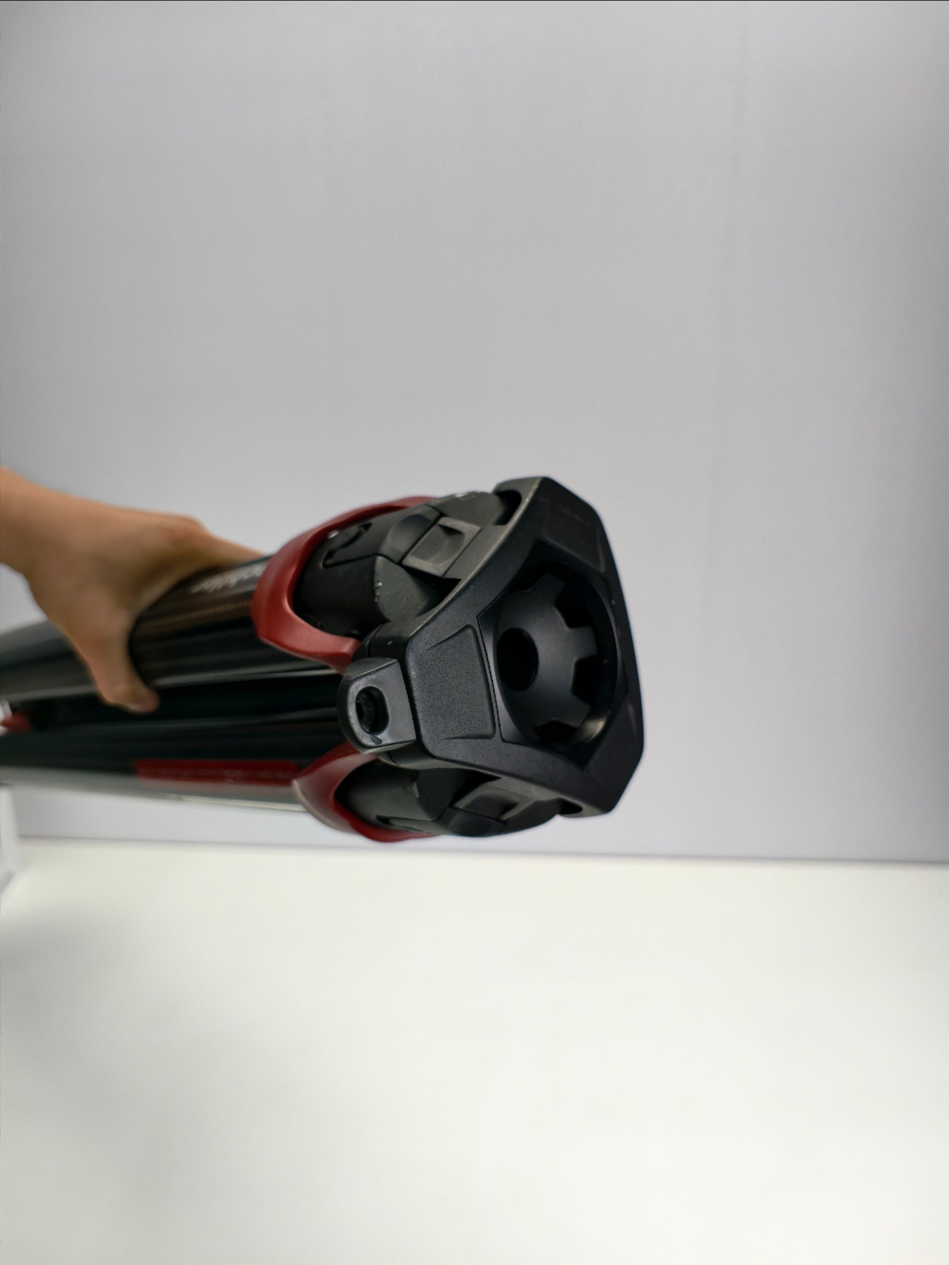 Sachtler Flowtech 75 MS Carbon Fiber Tripod cũ đẹp