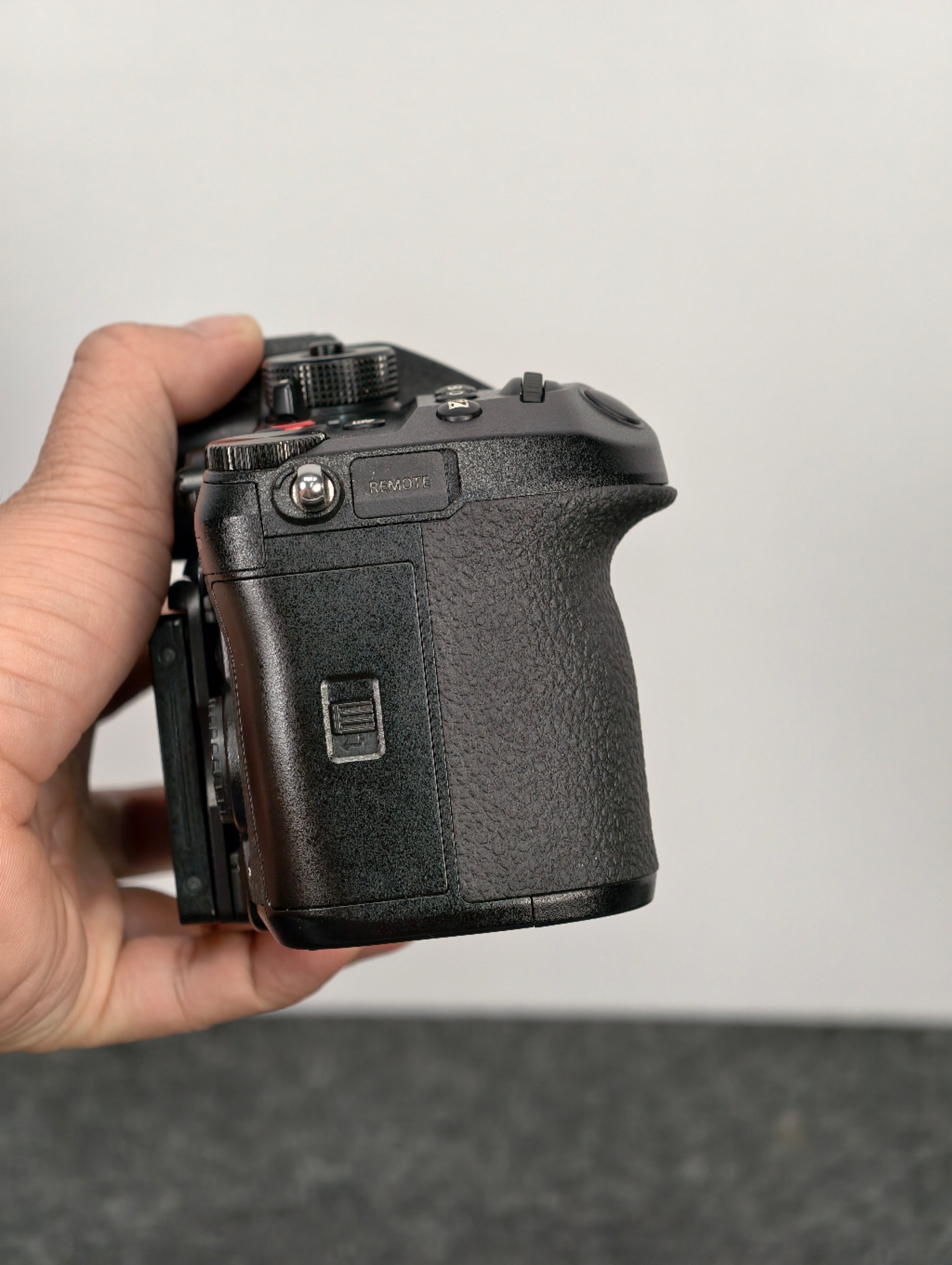 Lumix GH6 body cũ đẹp 10k shot