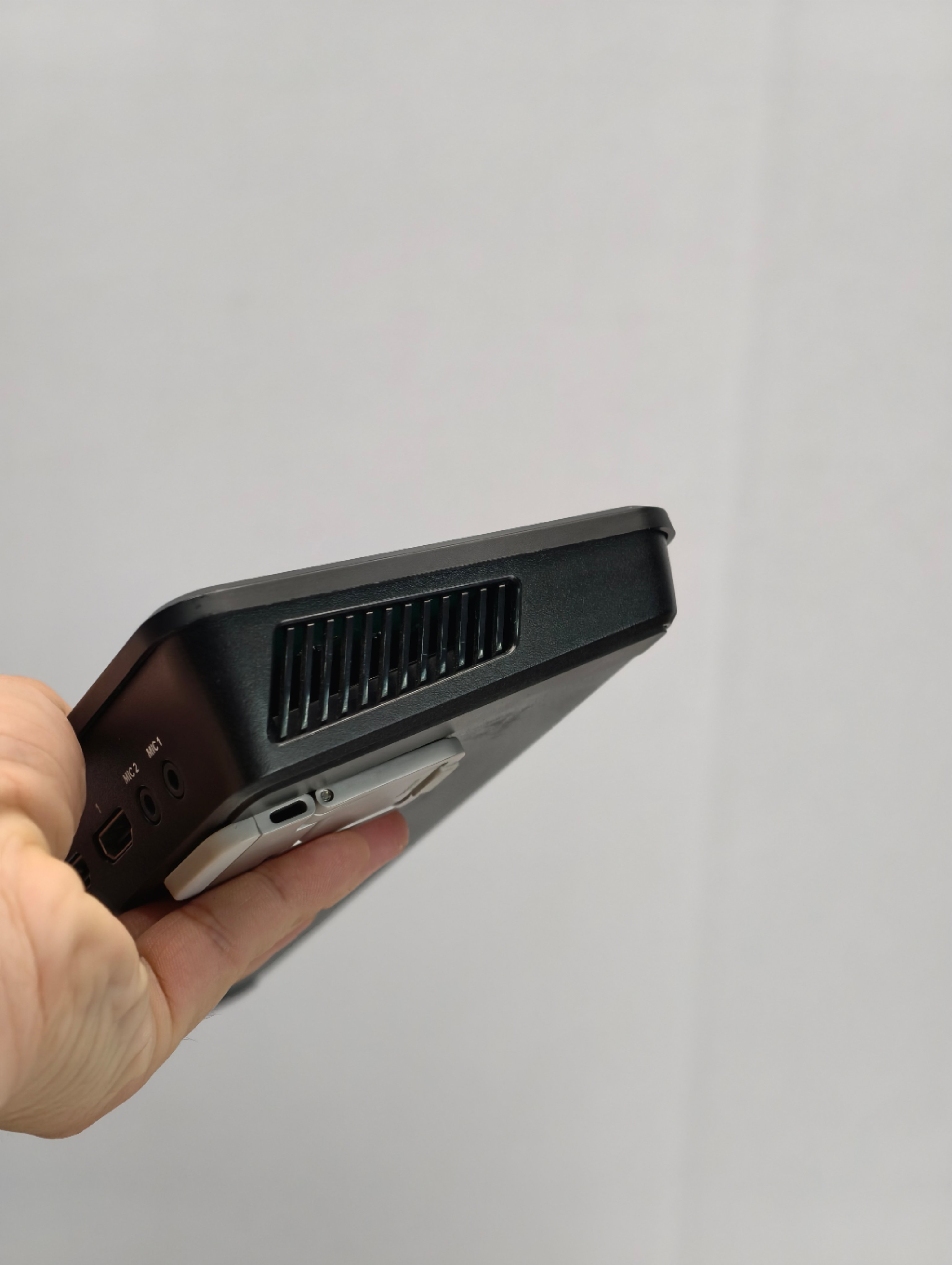 Atem Mini Pro iso cũ đẹp fullbox