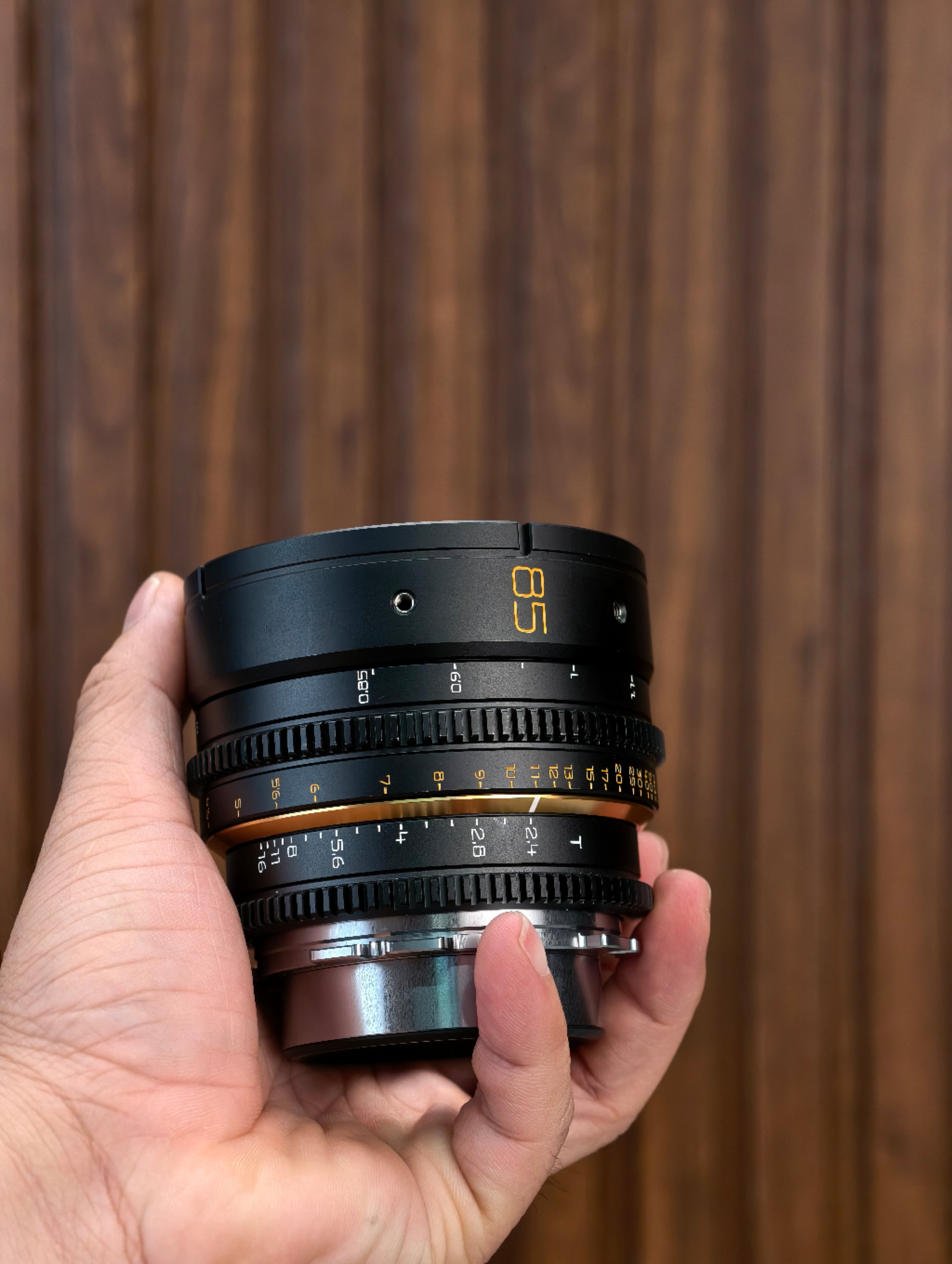 Dulens APO Mini Prime 85mm T2.4 Lens (PL-EF Mount)