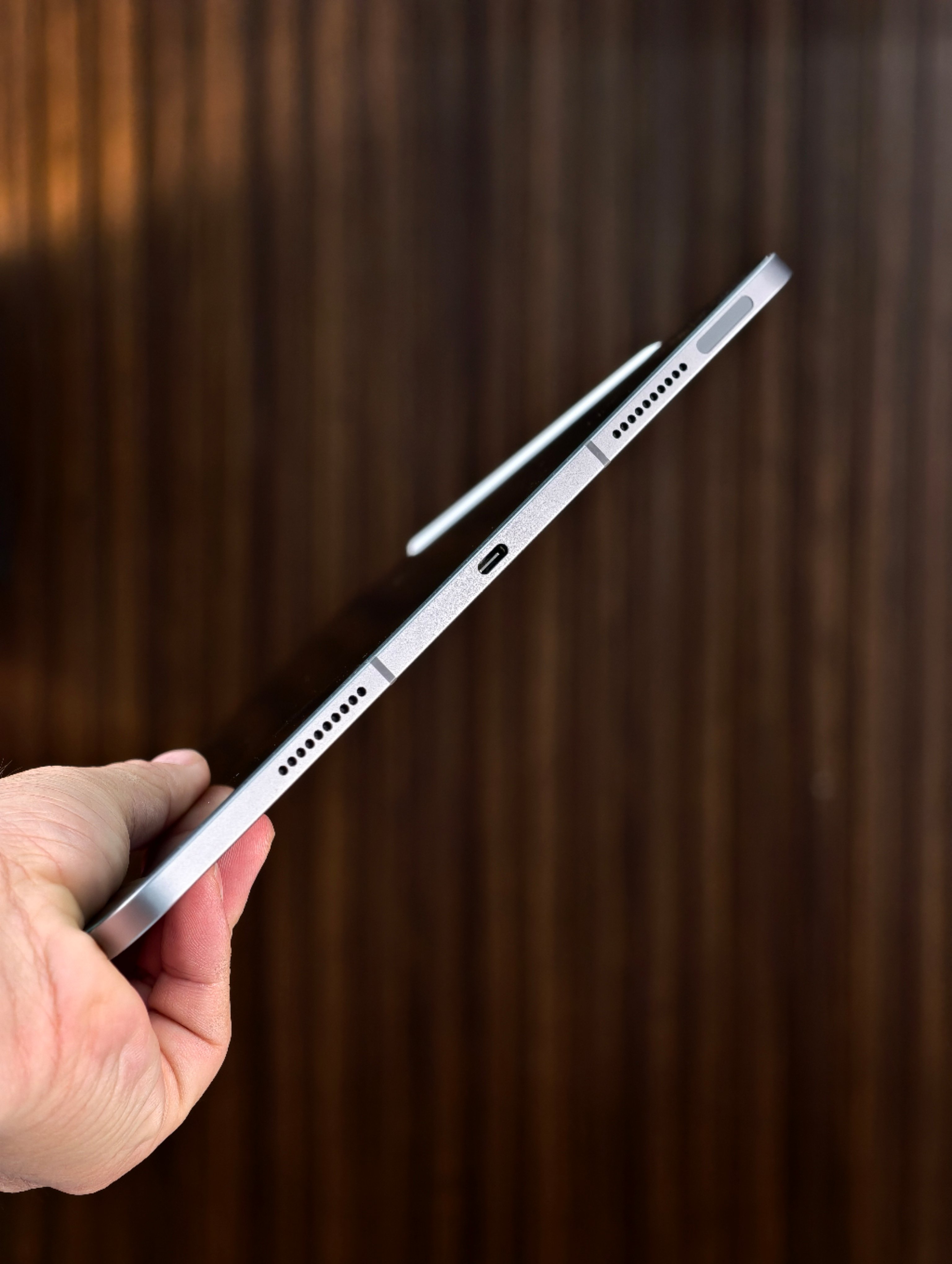 iPad Pro 12.9 inch chip M2 128 5G body likenew pin