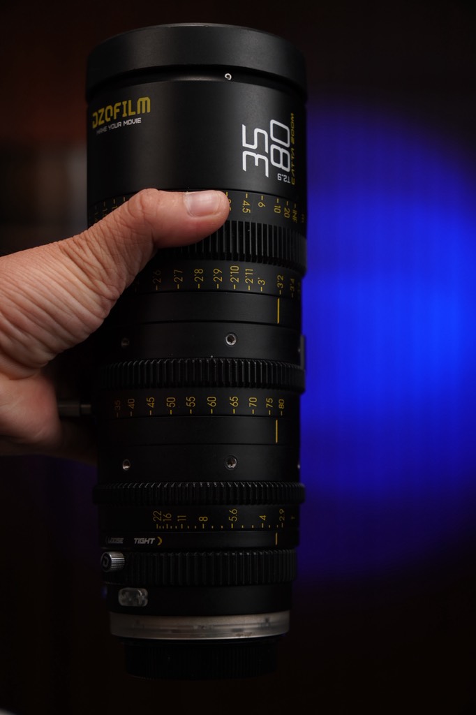 DZOFilm Catta 35-80mm T2.9 (E+L Mount) Cine Zoom Lens (Black) likenew fullbox