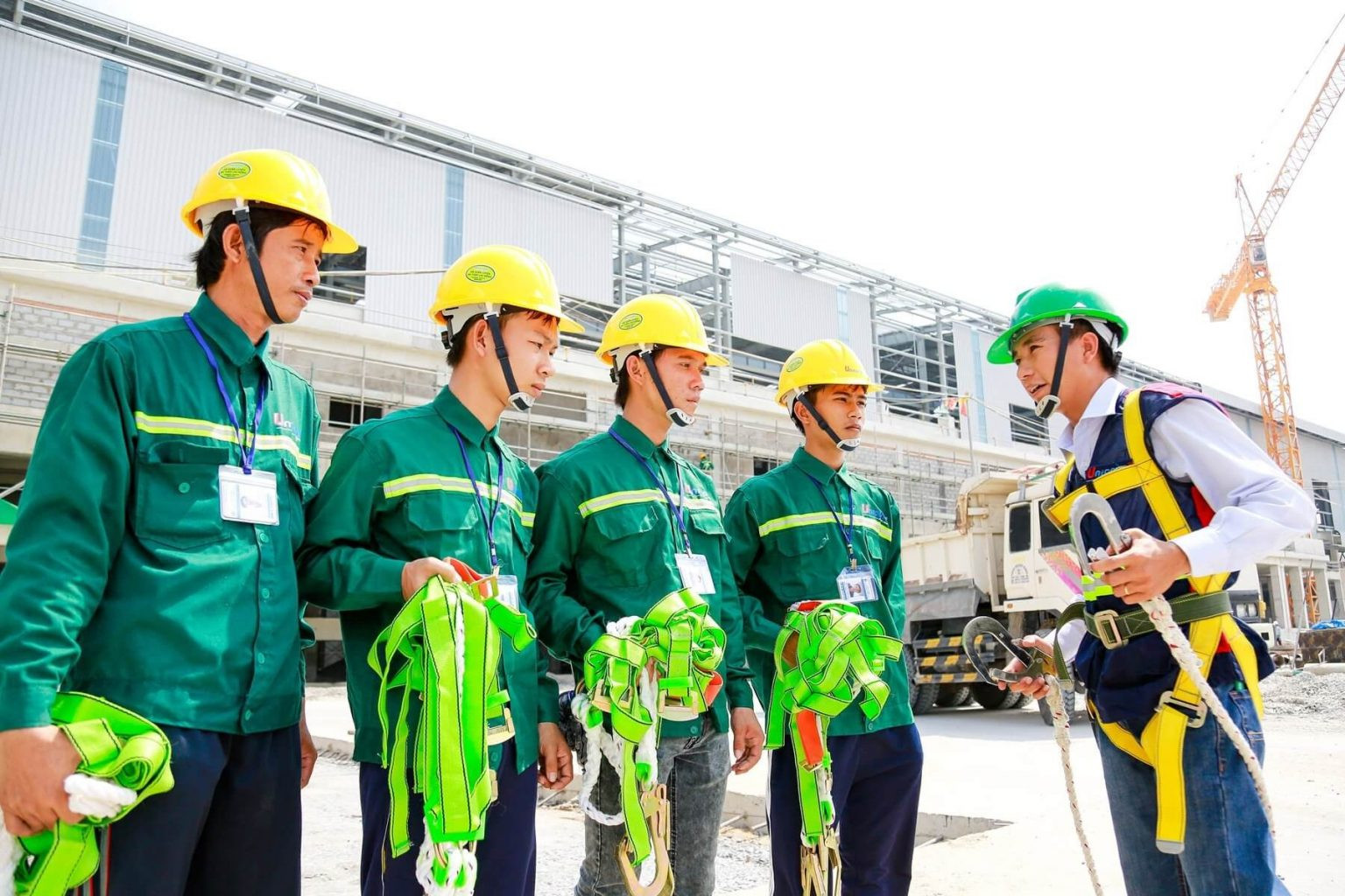 Mua thiết bị bảo hộ lao động khu vực Đan Phượng