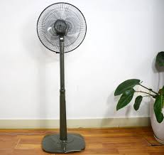 Thông số kỹ thuật quạt cây vinawind QĐ-400XPN, Điều khiển từ xa, hẹn giờ