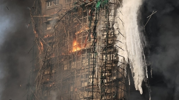 Những cảnh báo bị bỏ lỡ trong vụ cháy chung cư Hong Kong