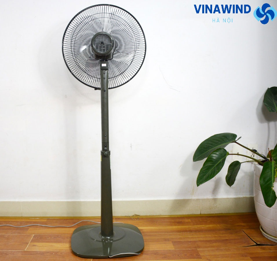 Quạt cây vinawind giá bao nhiêu