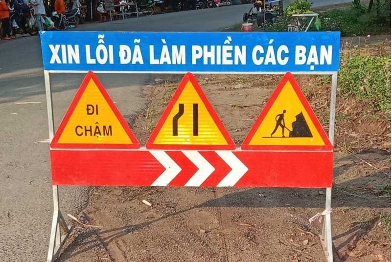 Biển báo công trường