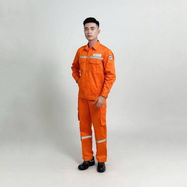 quần áo bảo hộ ngành điện lực