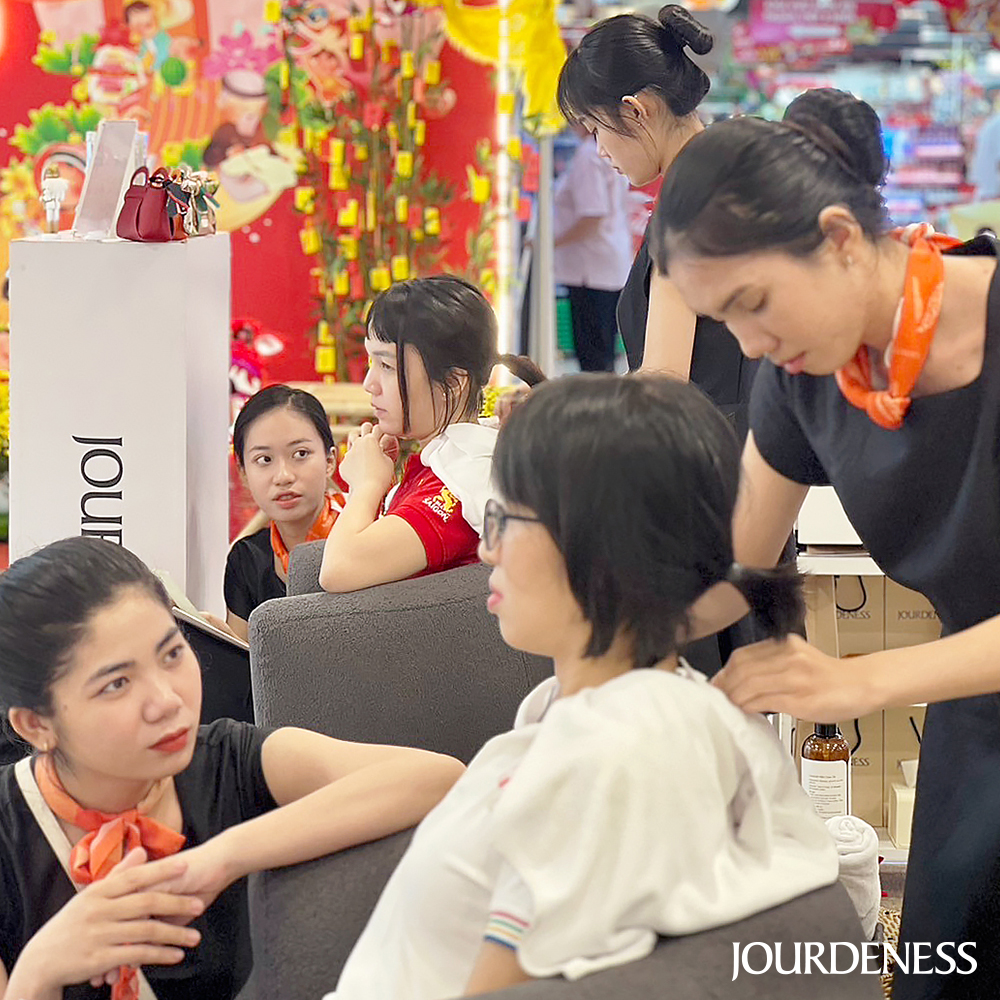 🌸 CHÀO ĐÓN NĂM MỚI 2025 THƯ GIÃN CÙNG JOURDENESS SPA 🌸