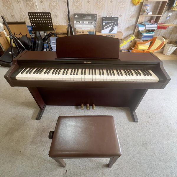 Piano điện Roland Mp101