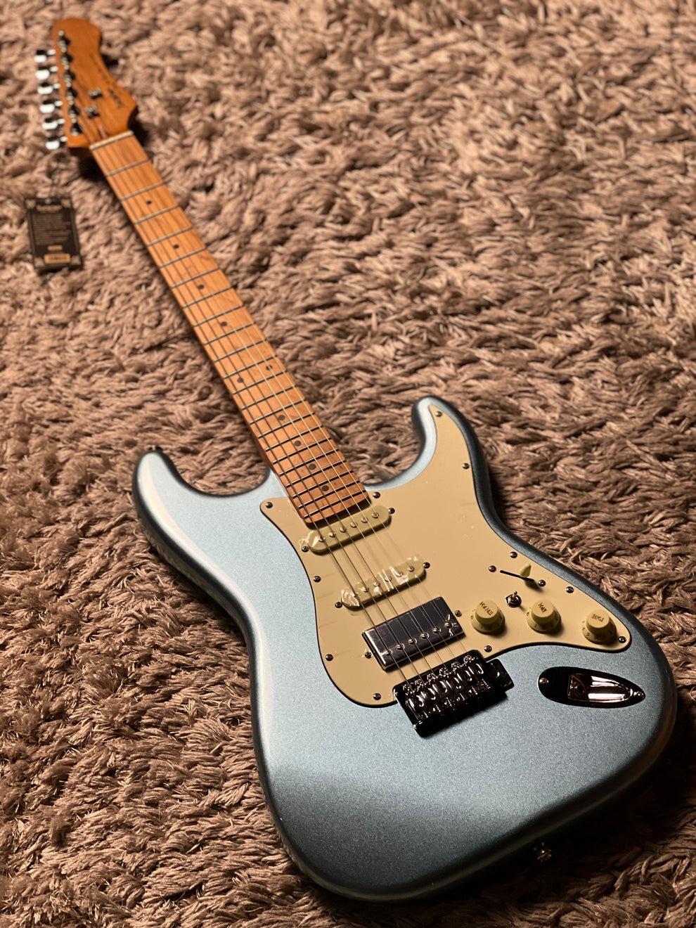 Guitar Điện Sqoe SEST600 ( Metallic )