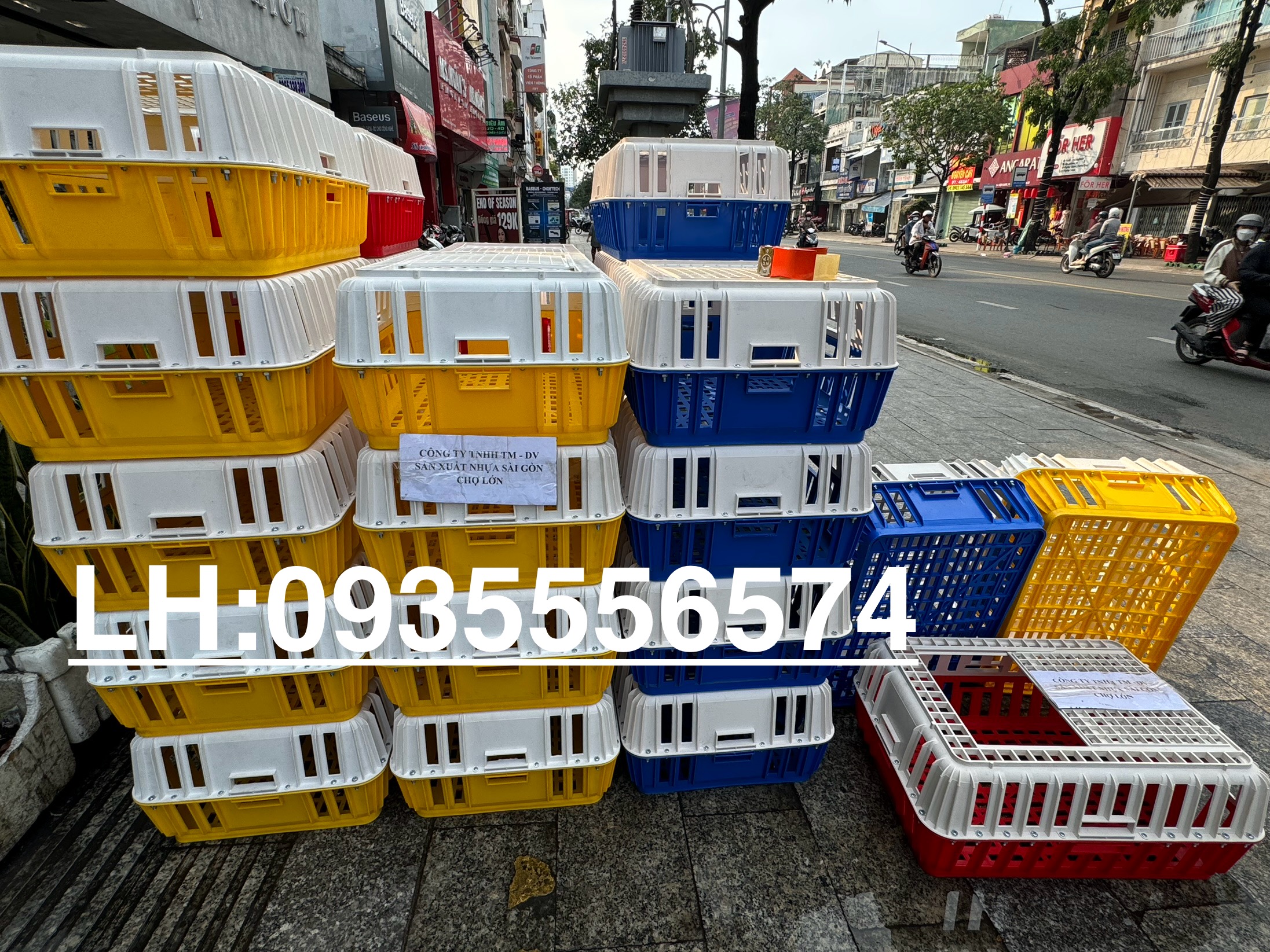 Lồng nhốt gà vịt