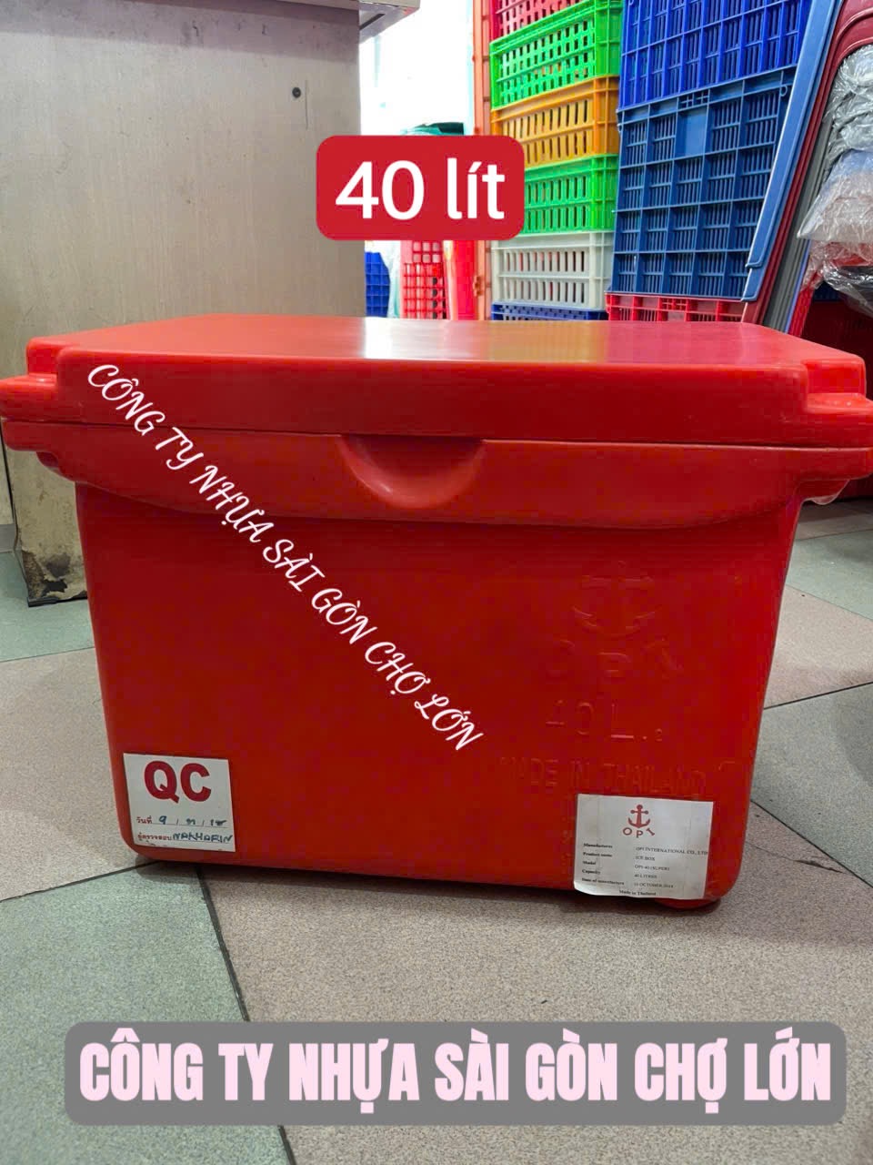 Thùng đá Thái Lan 40 lít mũi neo bản lề(  nhập khẩu chính ngạch)