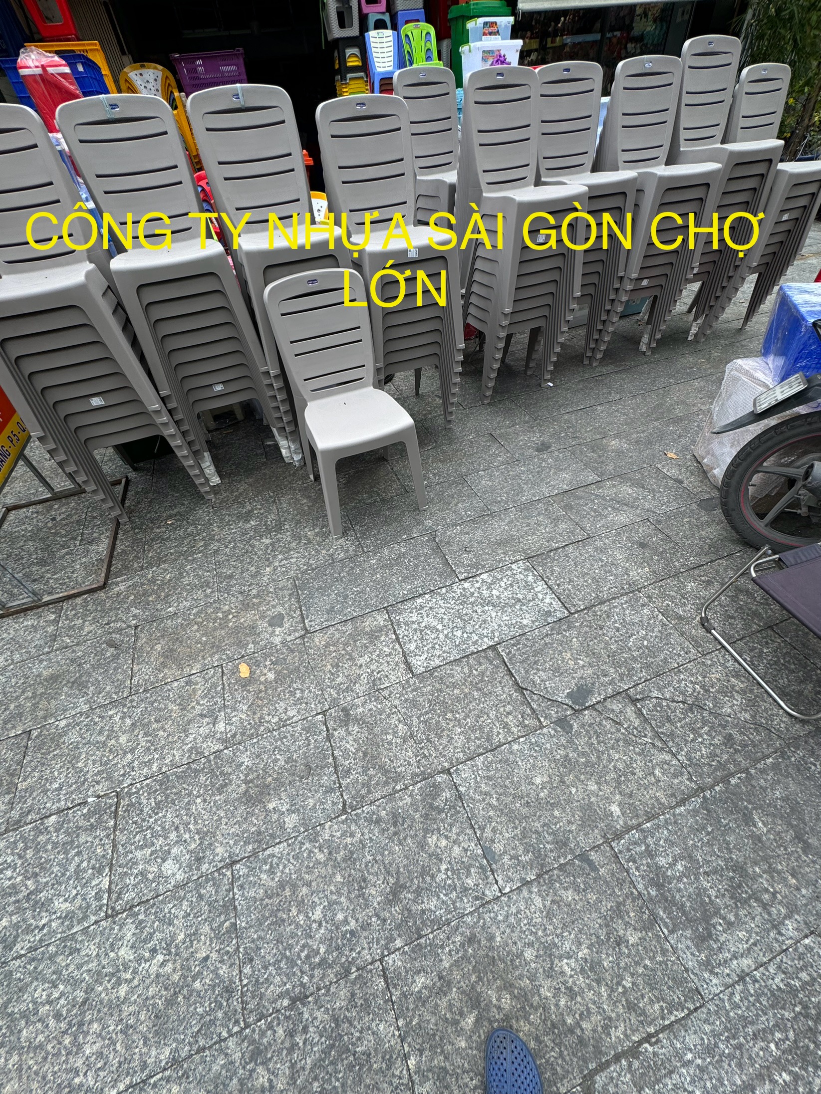 Ghế dựa lớn sọc ngang Duy Tân