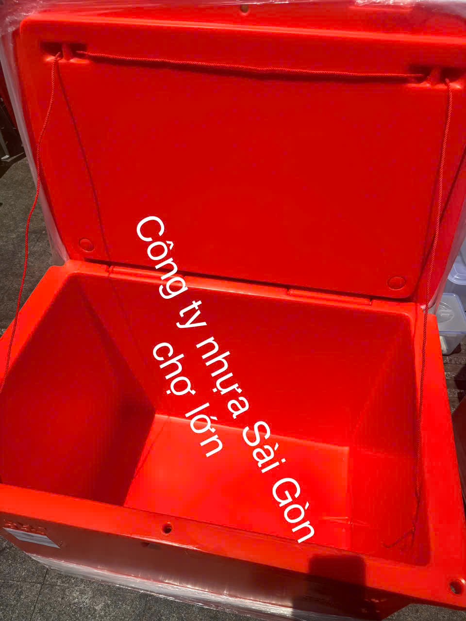(Nhập khẩu chính ngạch) Thùng đá Thái Lan 230 lít nhập khẩu con thỏ