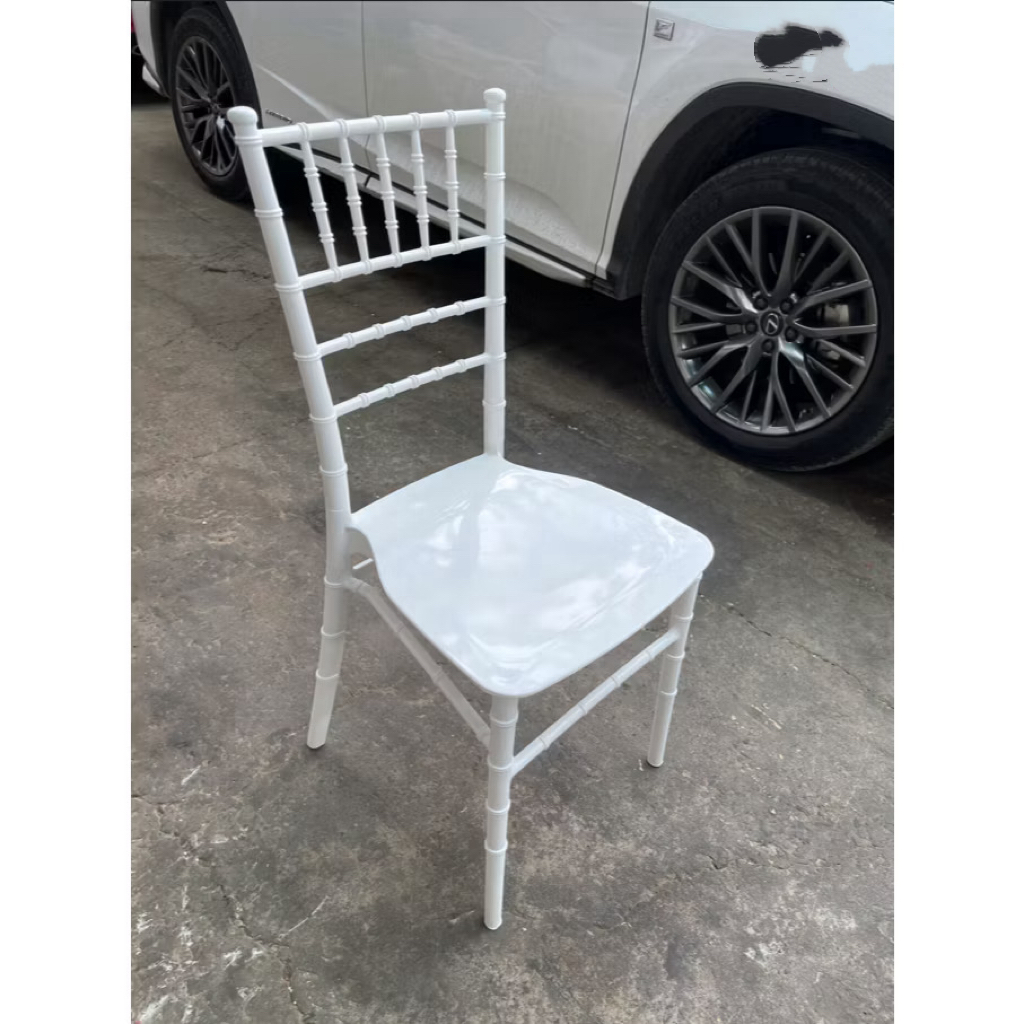 Ghế Chiavari / Tiffany Nhựa Văn Minh kích thước 40x40x90cm - SH44,5cm