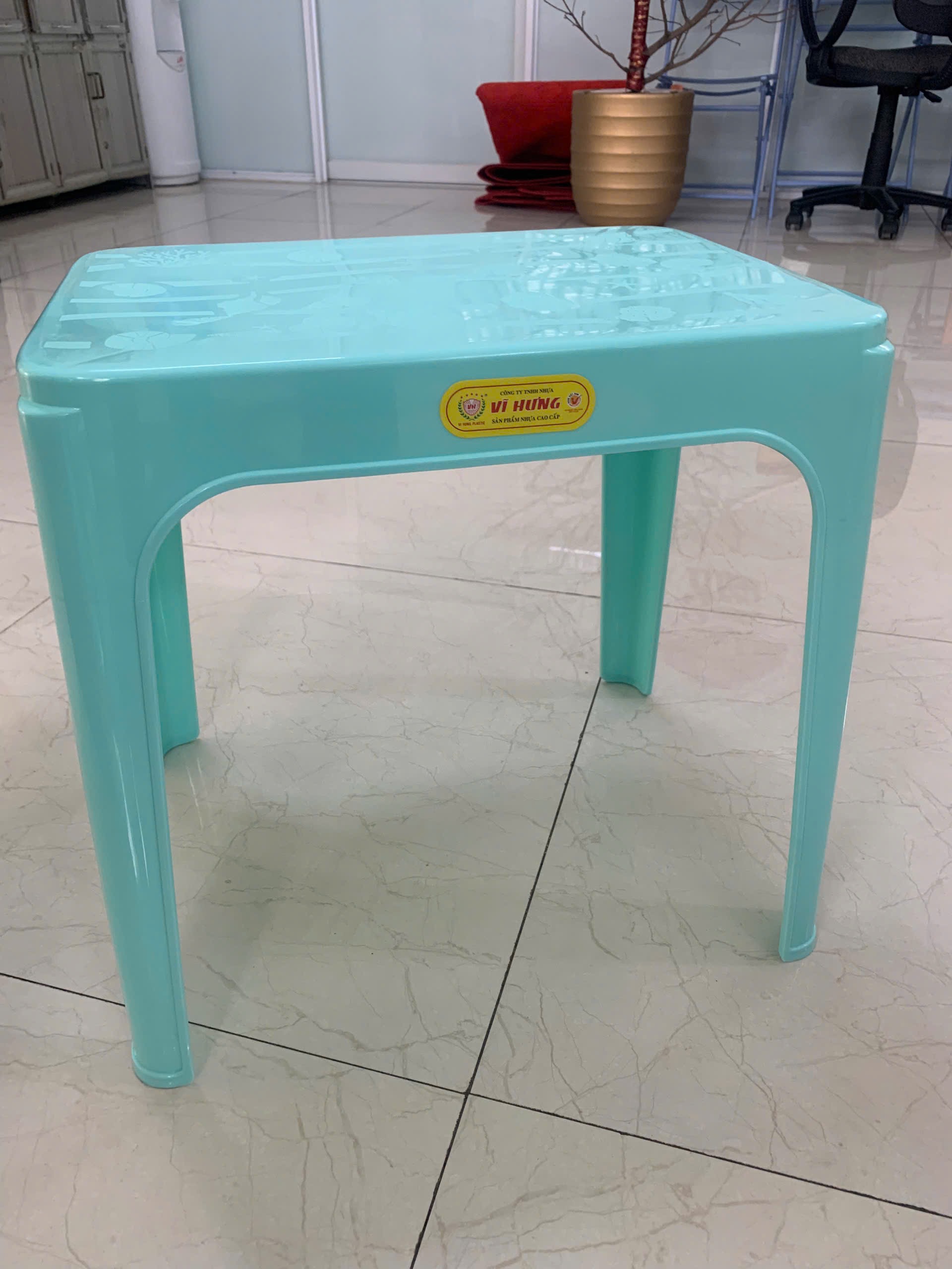 Bàn trà chanh chữ Nhật vĩ Hưng (44*33*40 cm)