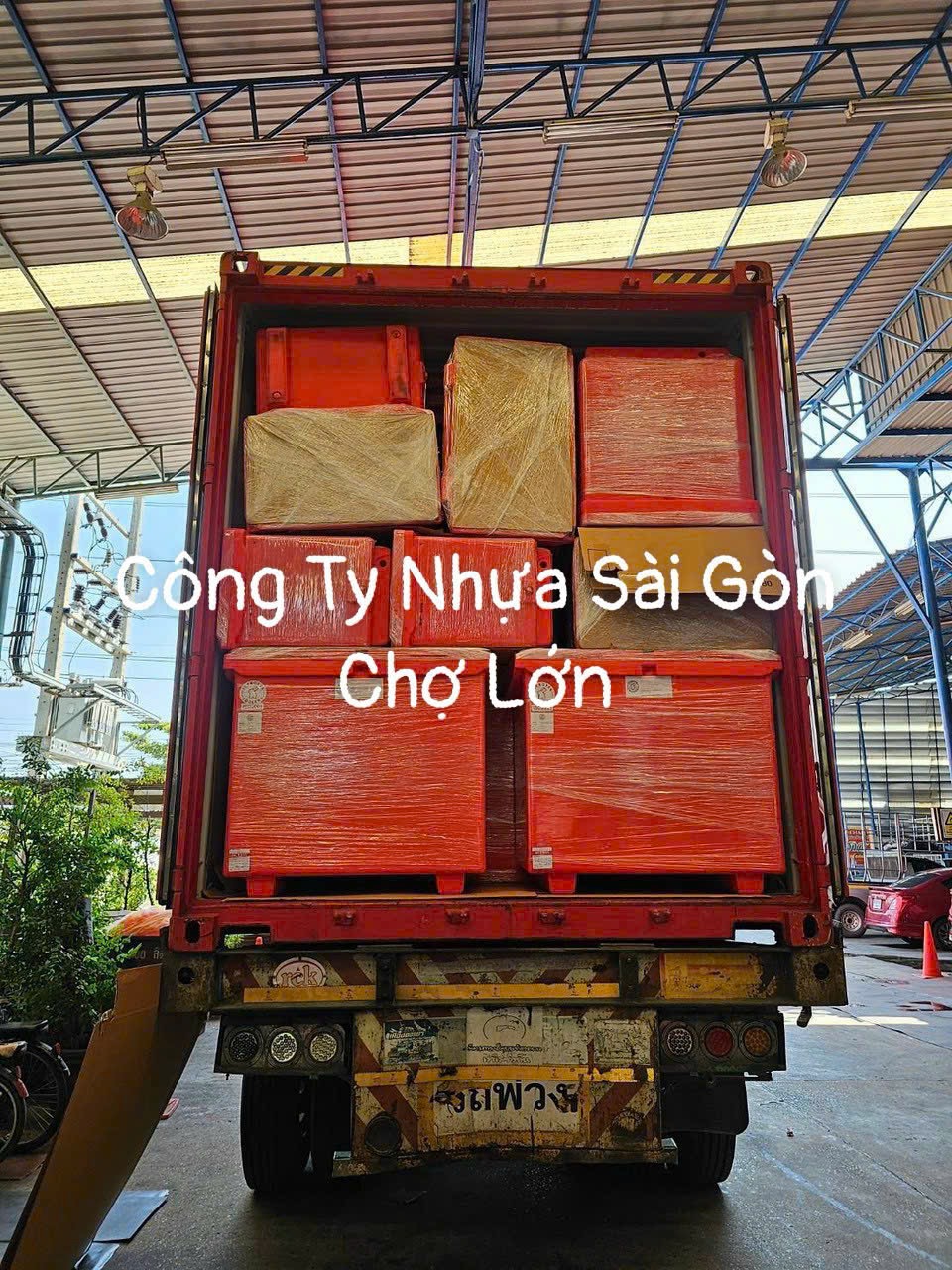 Thùng đá thái Lan 1000 lít mũi neo nhập khẩu chính ngạch