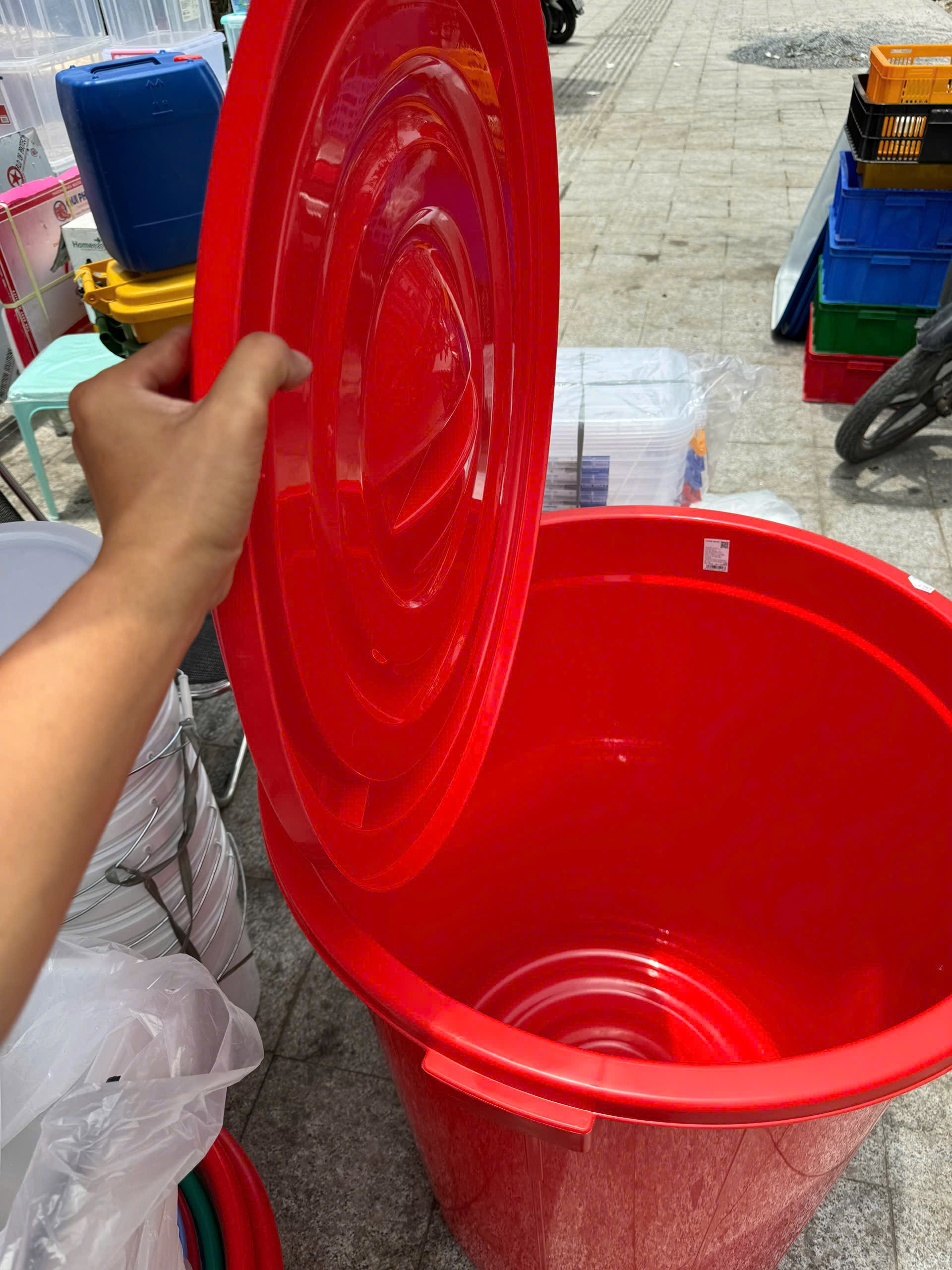 ￼Thùng Nhựa Tròn Duy Tân Đựng Nước, Đựng Gạo 220L