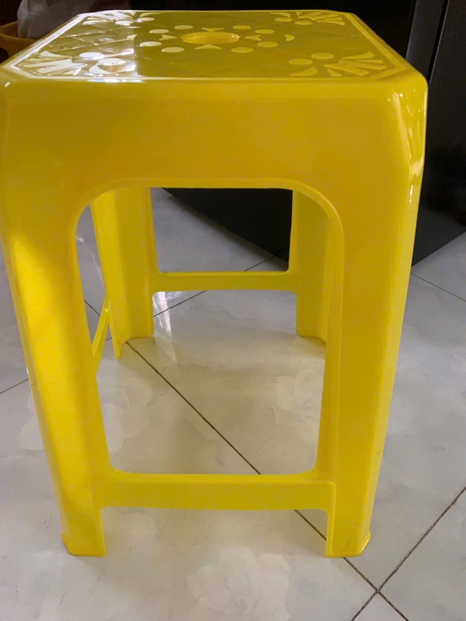 Ghế cao F5 màu vàng việt Thành