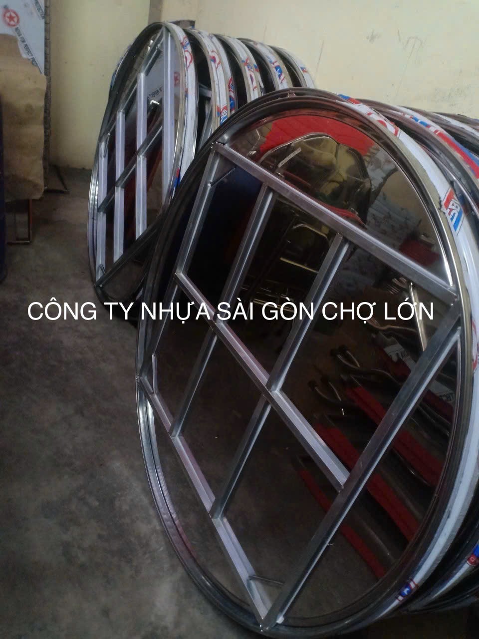 Mặt bàn inox  1m2 chân rời cho đám cưới