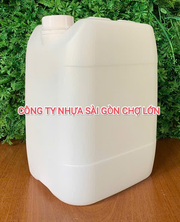 Can nhựa vuông 10 lít hóa chất màu trắng