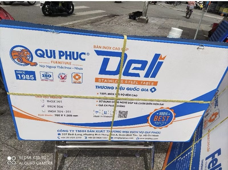 Bàn inox  DELI qui phúc  inox 201 ( hình chữ nhật)